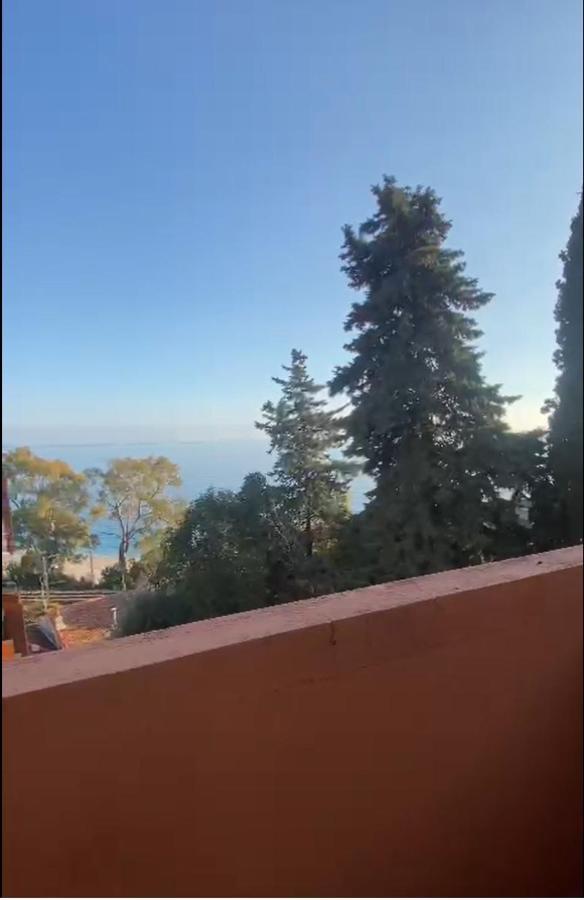 罗克布吕讷-卡普马丹蓝色海湾公馆公寓式酒店 外观 照片